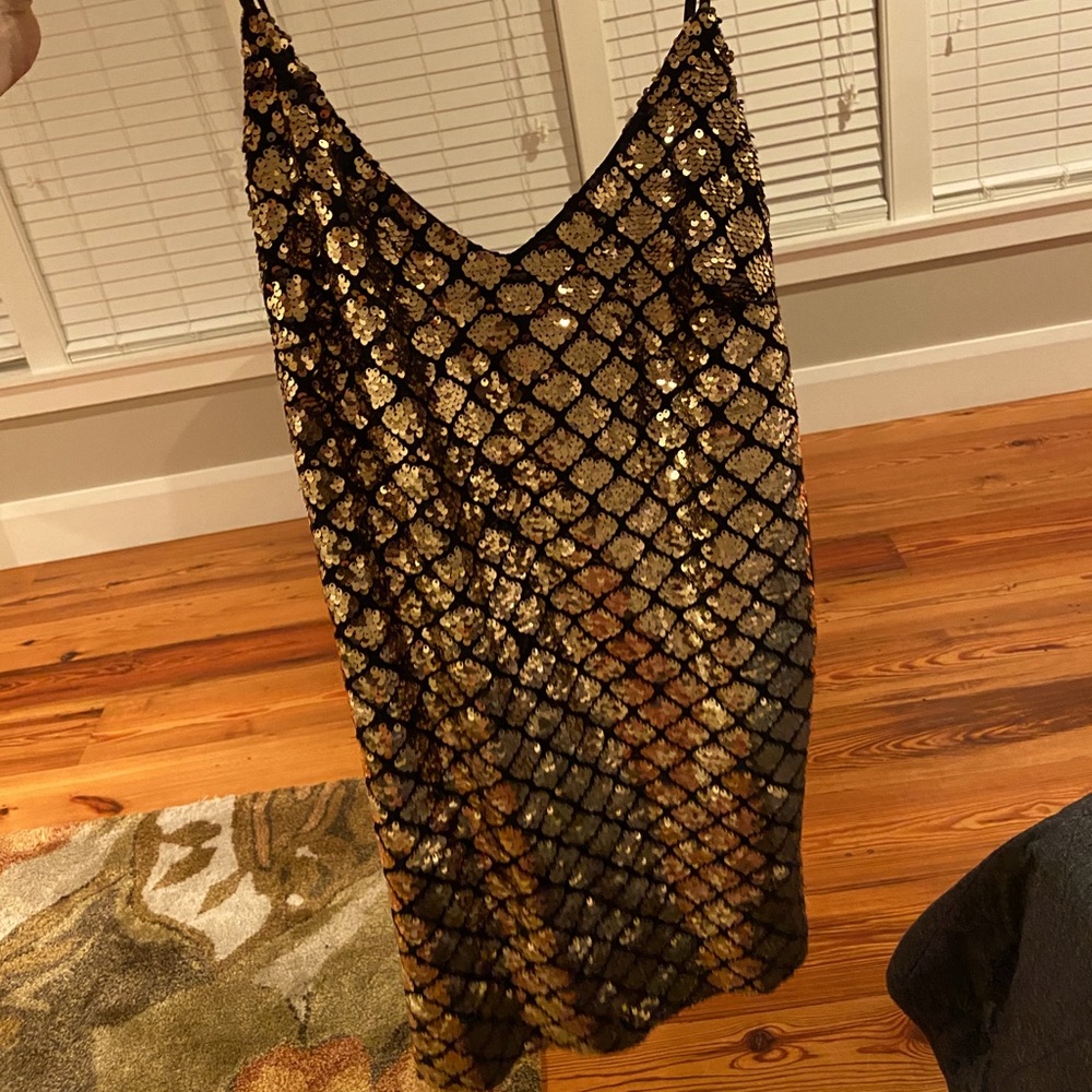 Gold/black Lulus Sequin Dress